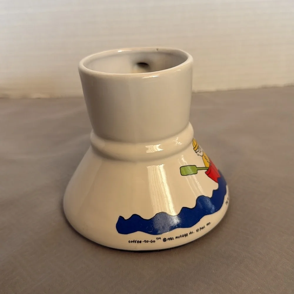 Vintage The No-Spill Captain’s Mug Coffee To Go Cartoon Fisherman Fishing 1982